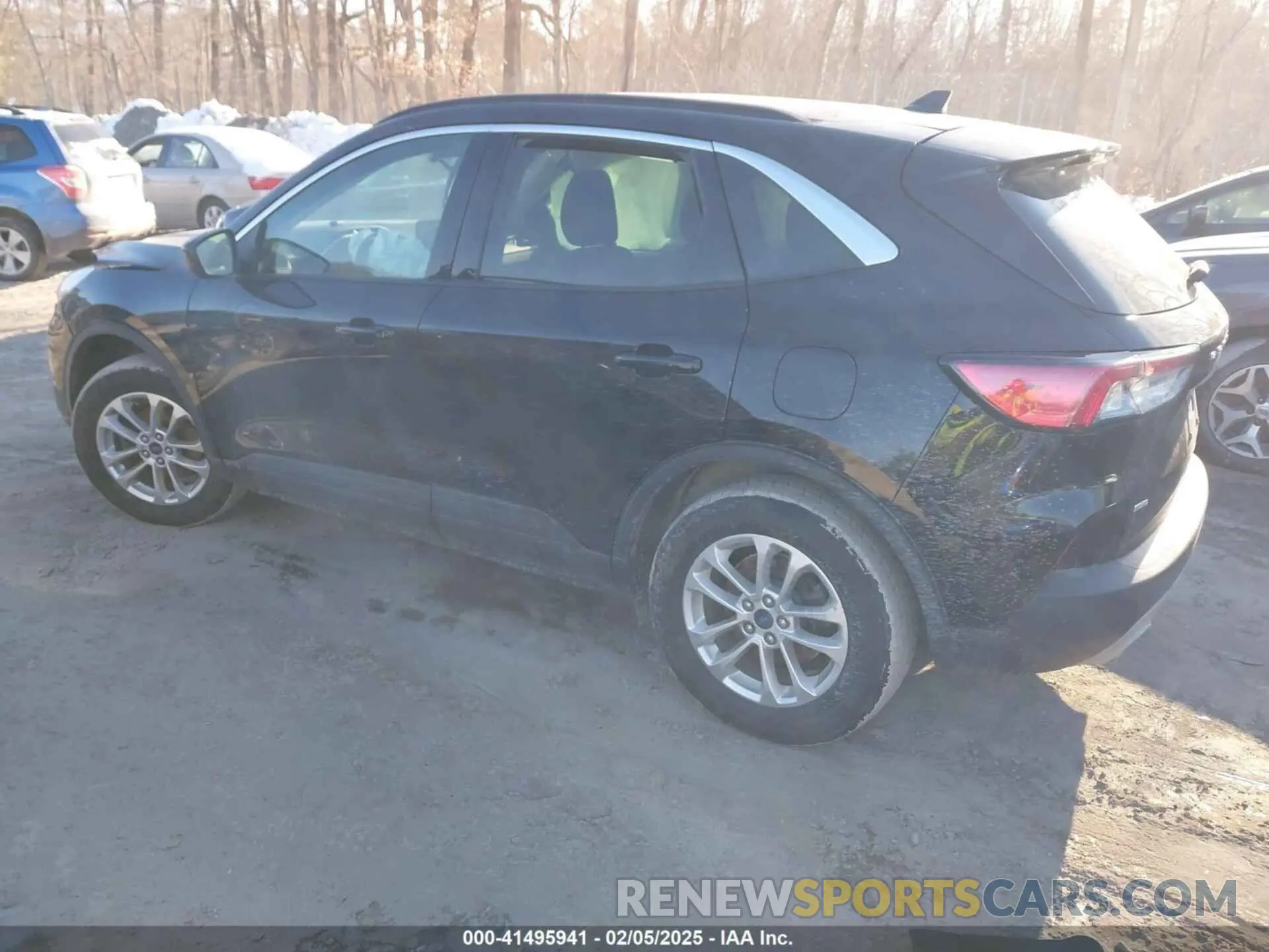 3 Photograph of a damaged car 1FMCU9G67MUA37444 FORD ESCAPE 2021
