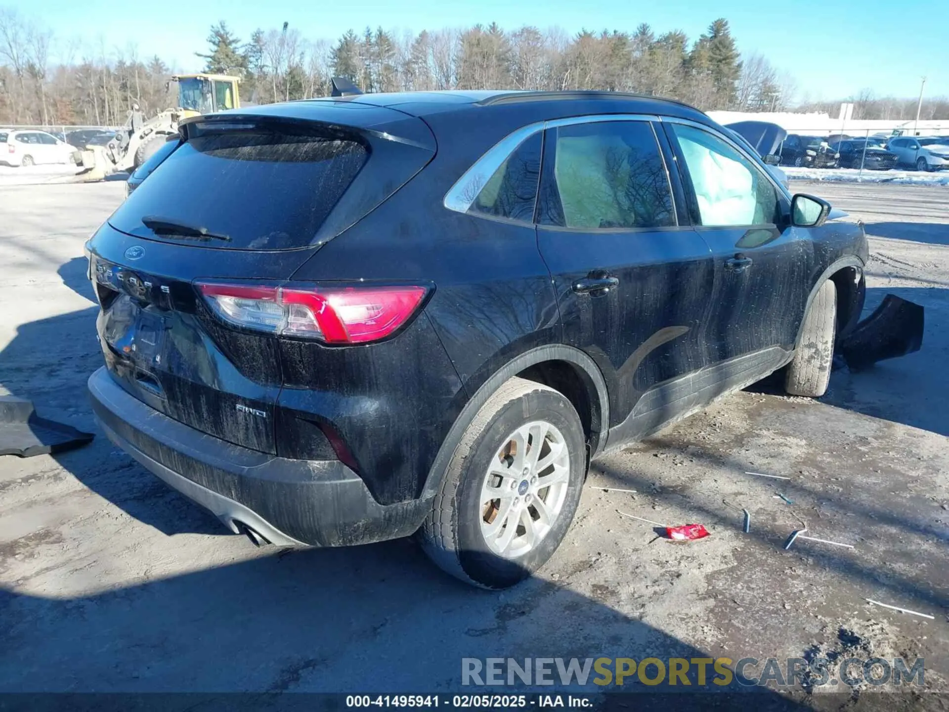 4 Photograph of a damaged car 1FMCU9G67MUA37444 FORD ESCAPE 2021