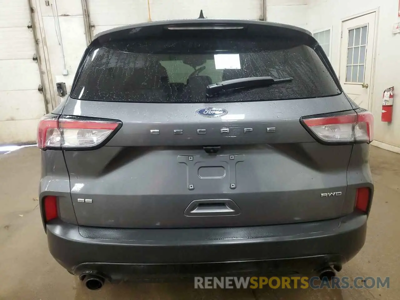 6 Photograph of a damaged car 1FMCU9G67MUB09503 FORD ESCAPE 2021