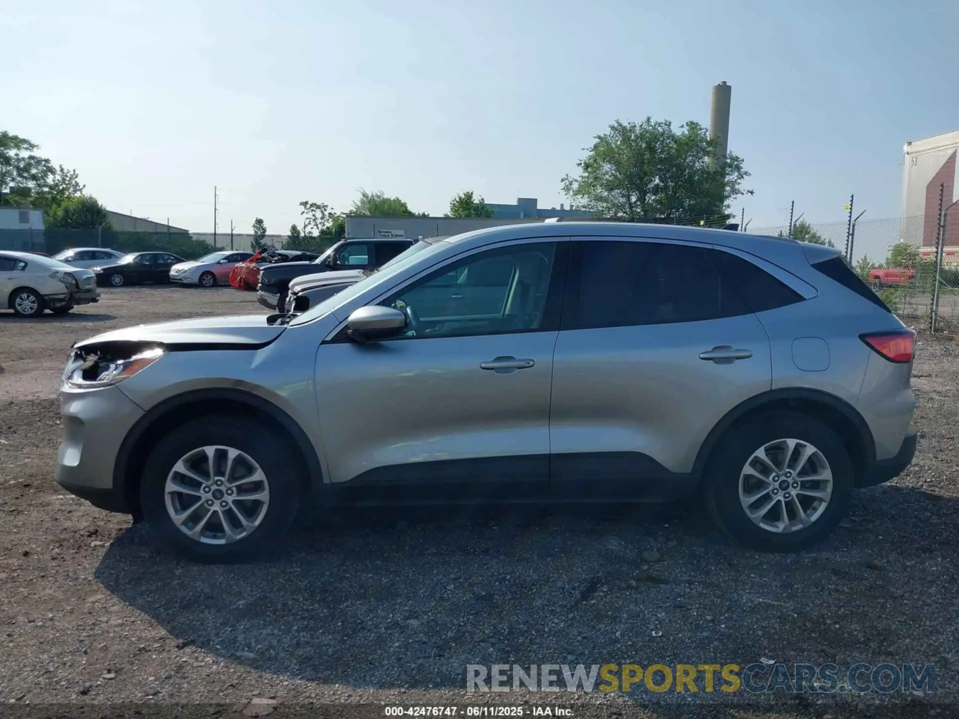 13 Photograph of a damaged car 1FMCU9G68MUB26987 FORD ESCAPE 2021