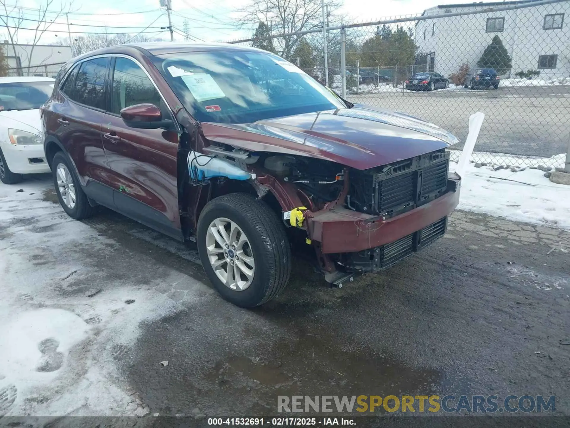 1 Фотография поврежденного автомобиля 1FMCU9G69MUA08415 FORD ESCAPE 2021