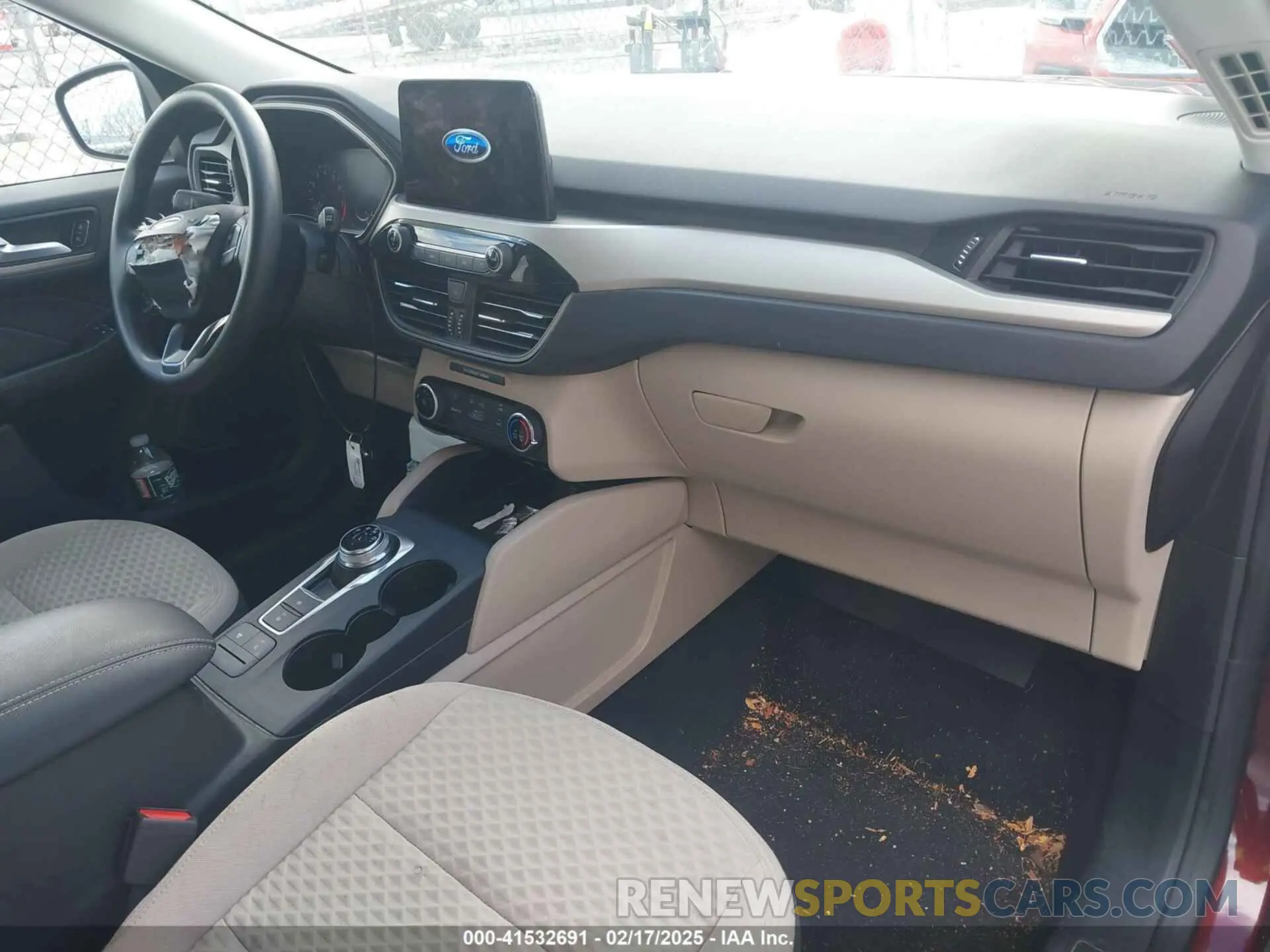 5 Фотография поврежденного автомобиля 1FMCU9G69MUA08415 FORD ESCAPE 2021