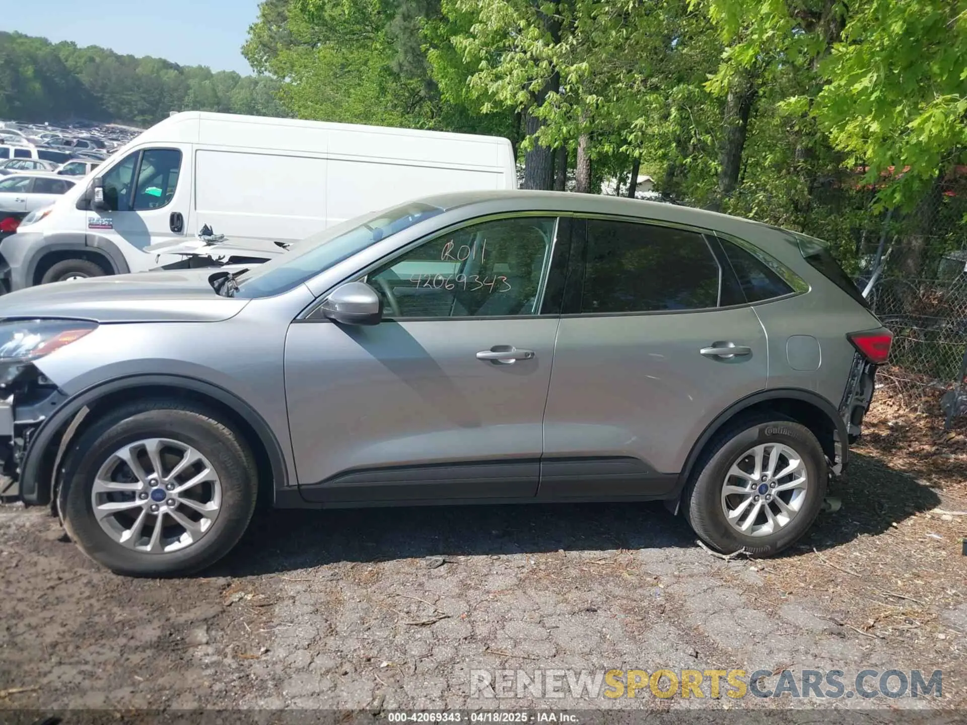 14 Photograph of a damaged car 1FMCU9G69MUA37963 FORD ESCAPE 2021
