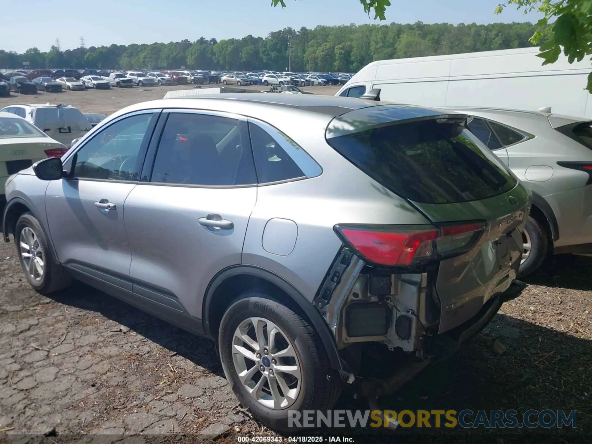 3 Photograph of a damaged car 1FMCU9G69MUA37963 FORD ESCAPE 2021