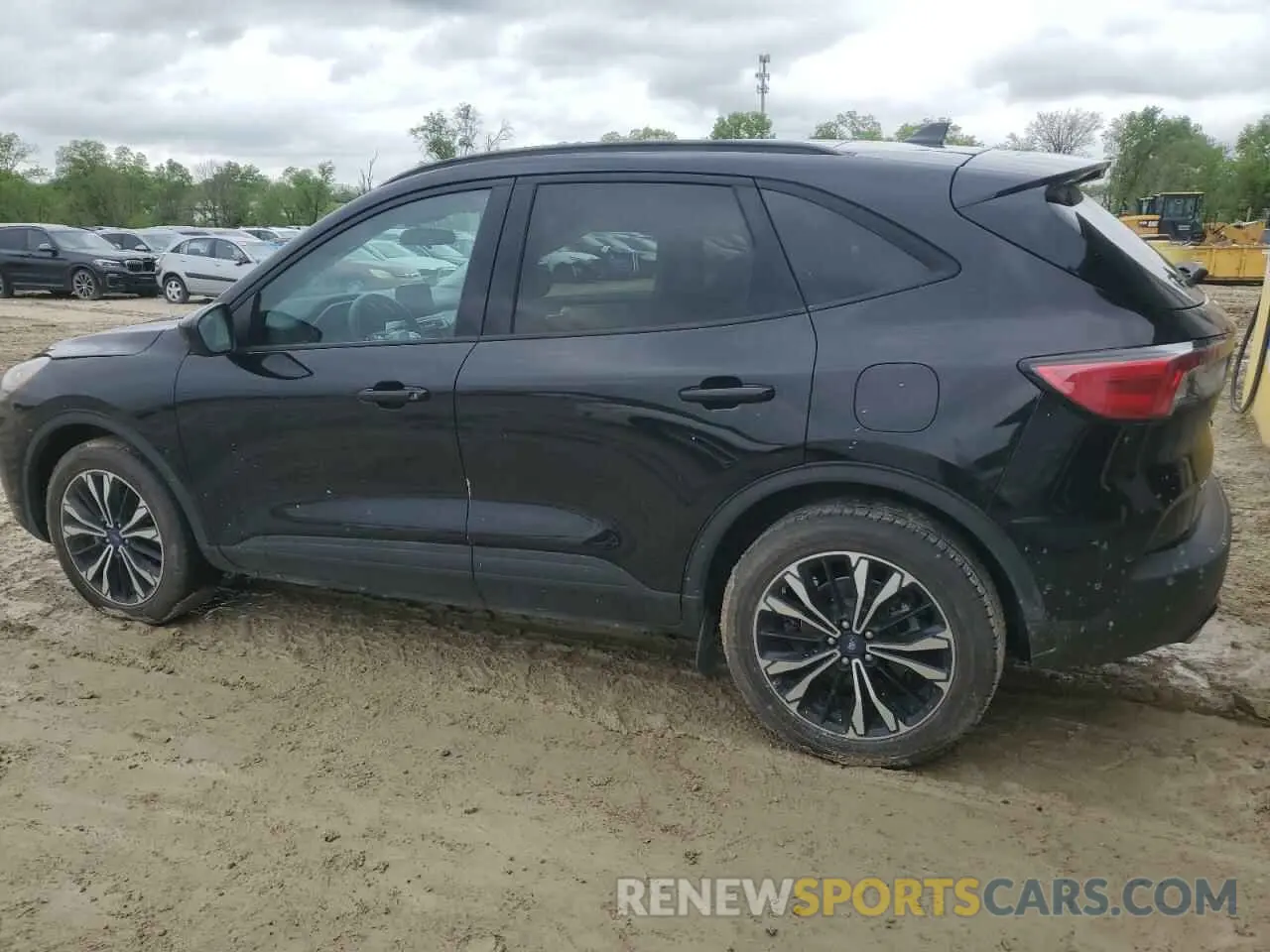 2 Photograph of a damaged car 1FMCU9G6XMUA62760 FORD ESCAPE 2021