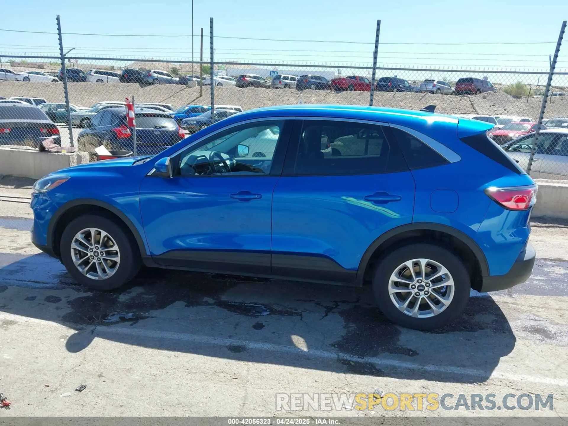 14 Photograph of a damaged car 1FMCU9G6XMUA81082 FORD ESCAPE 2021