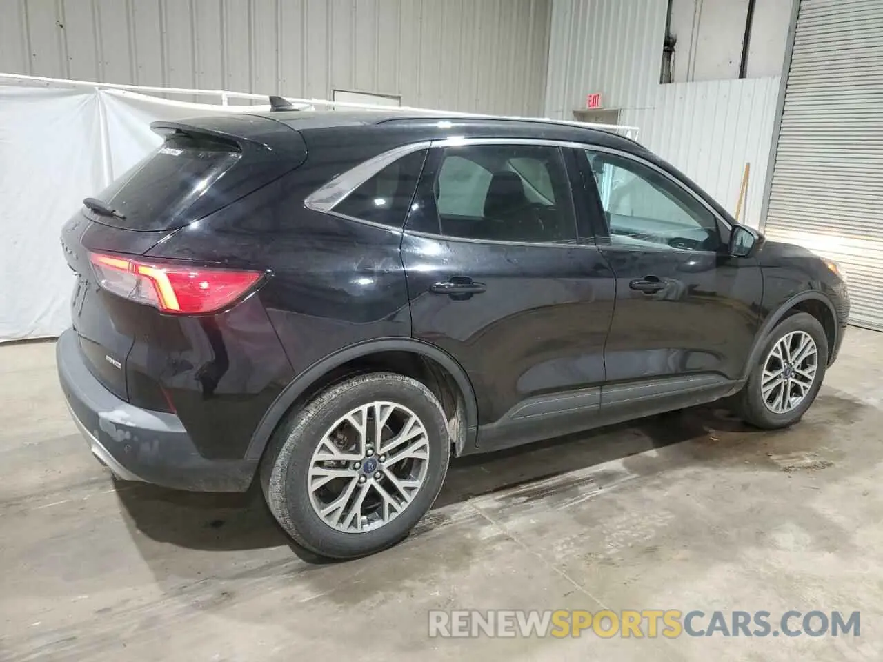 3 Photograph of a damaged car 1FMCU9H66MUA51320 FORD ESCAPE 2021