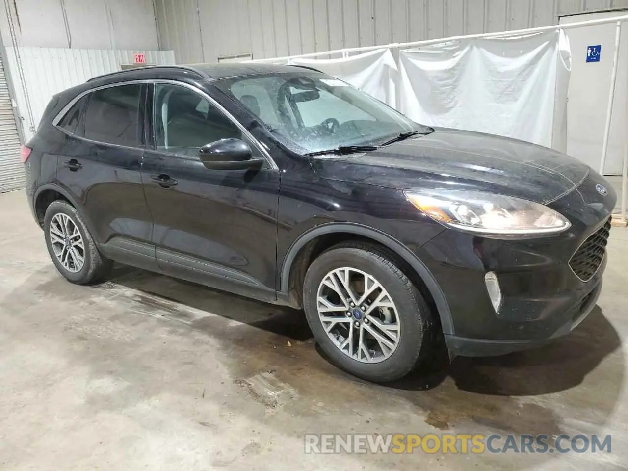 4 Photograph of a damaged car 1FMCU9H66MUA51320 FORD ESCAPE 2021