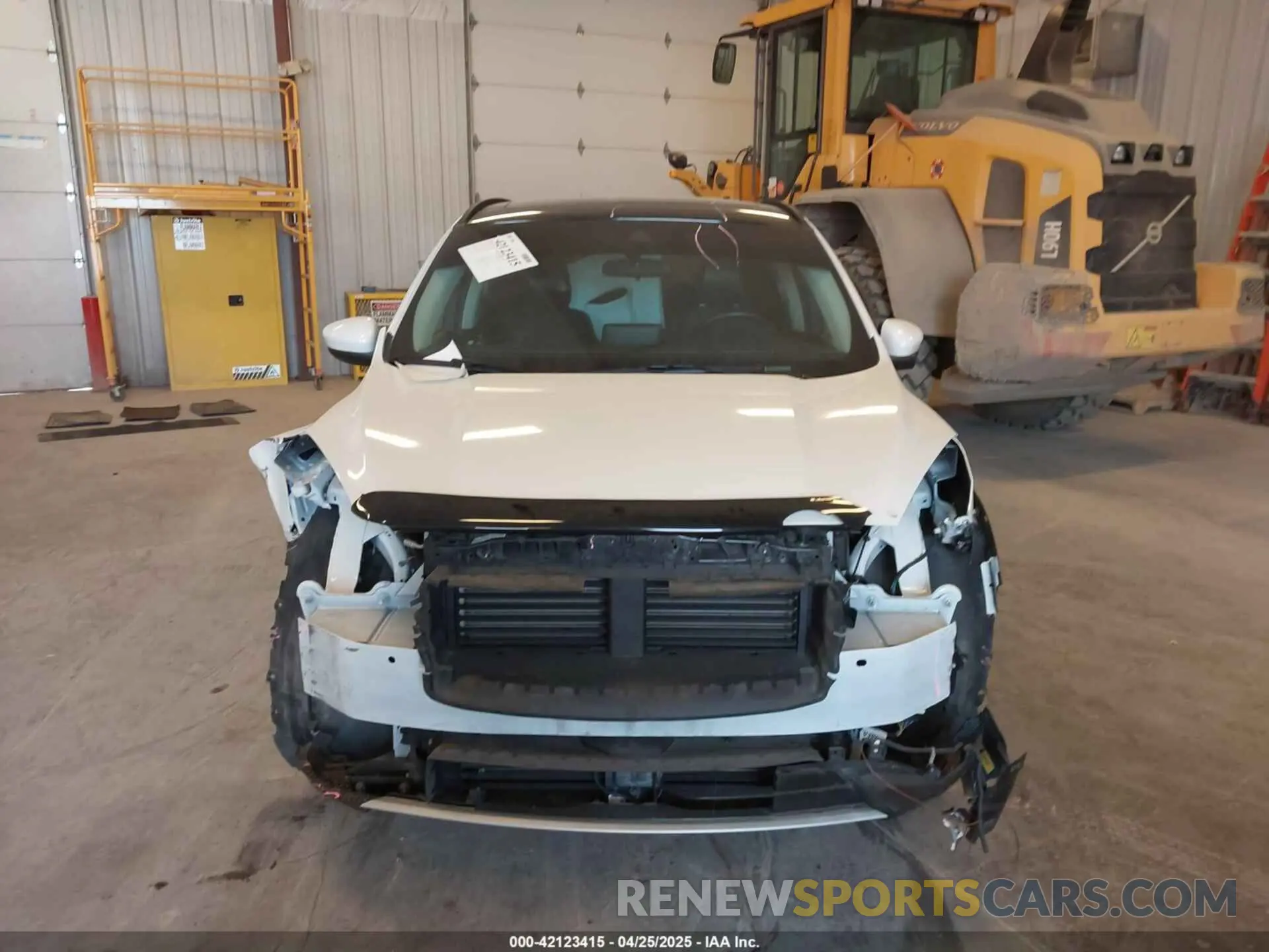 6 Photograph of a damaged car 1FMCU9H67MUA33859 FORD ESCAPE 2021