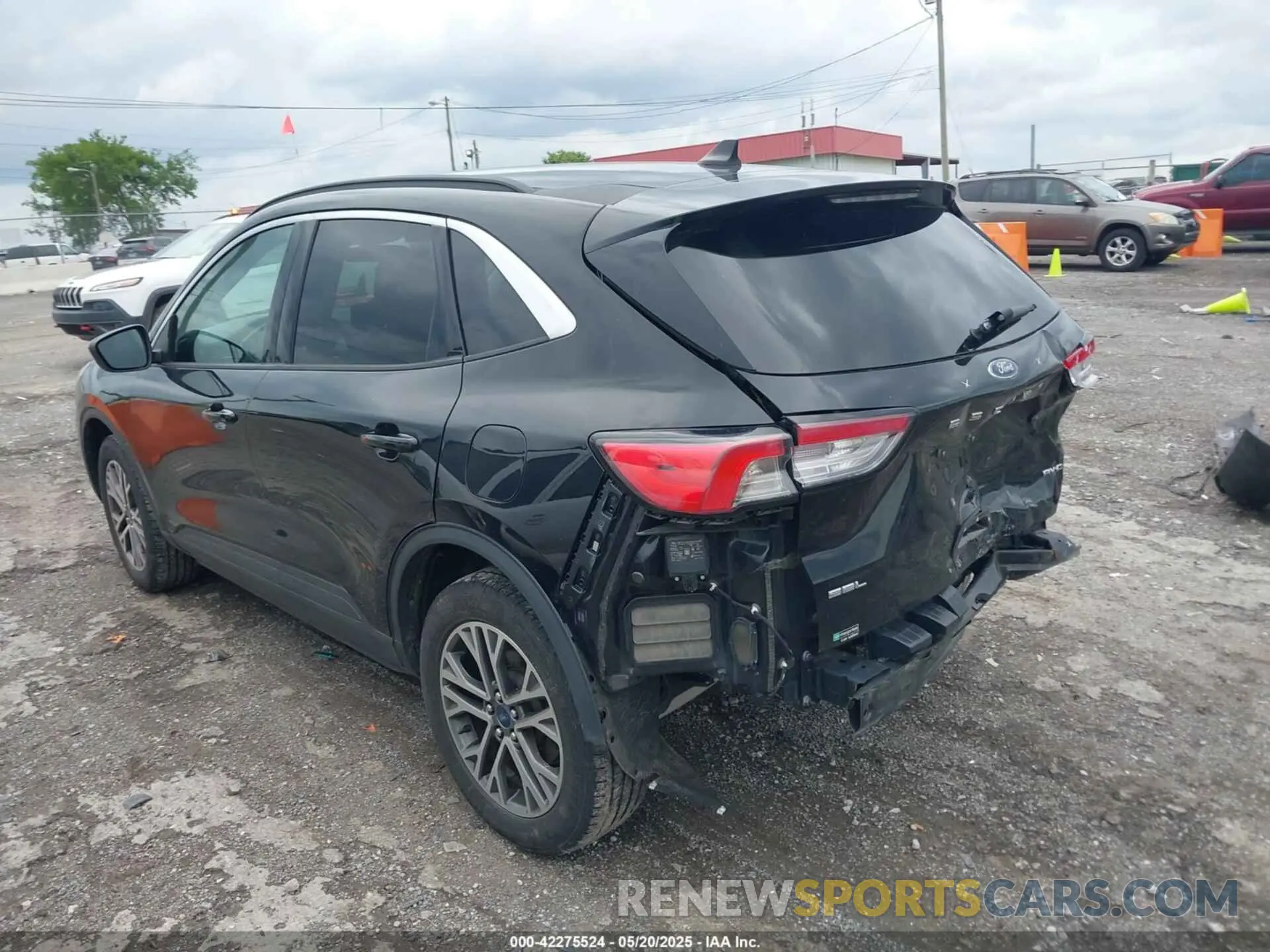 3 Photograph of a damaged car 1FMCU9H67MUA64335 FORD ESCAPE 2021