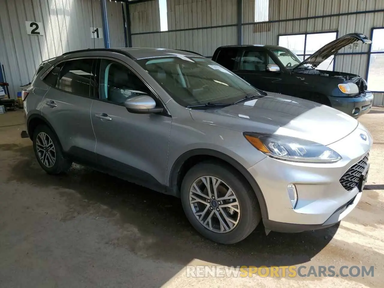 4 Photograph of a damaged car 1FMCU9H68MUA51500 FORD ESCAPE 2021