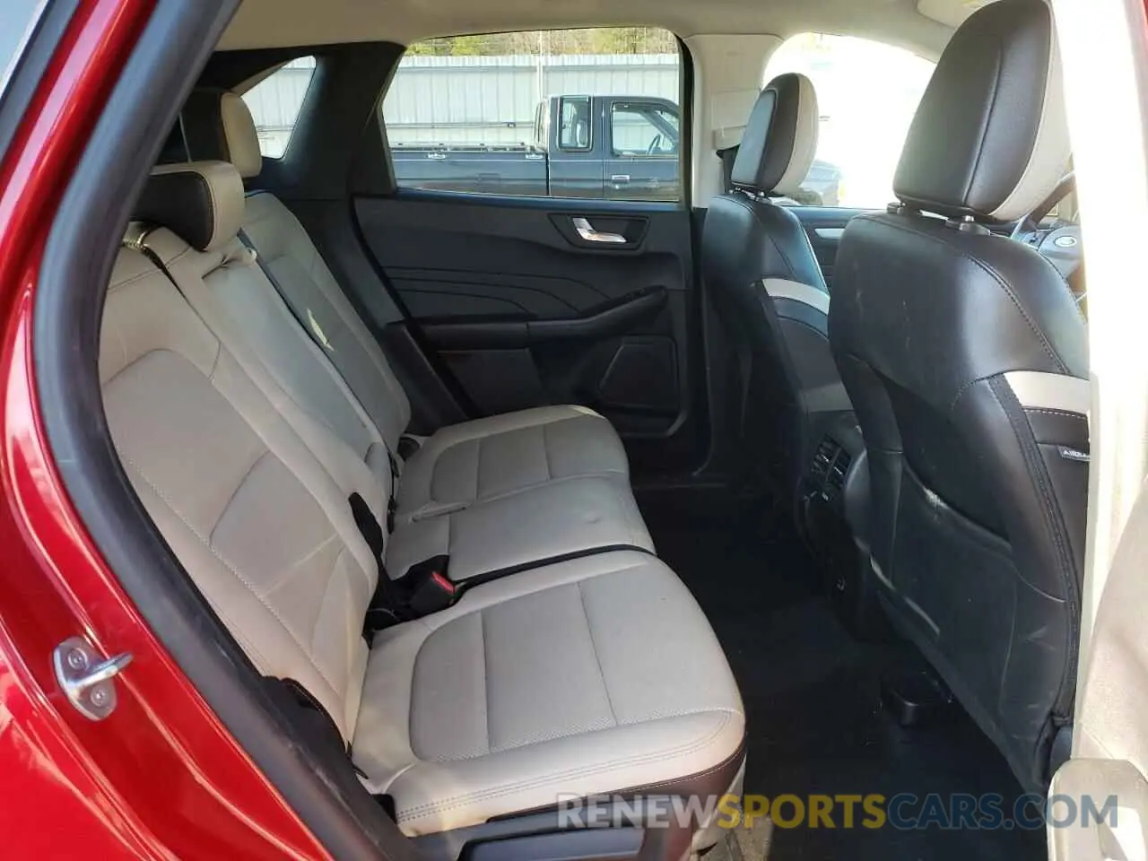 11 Photograph of a damaged car 1FMCU9H6XMUA60859 FORD ESCAPE 2021