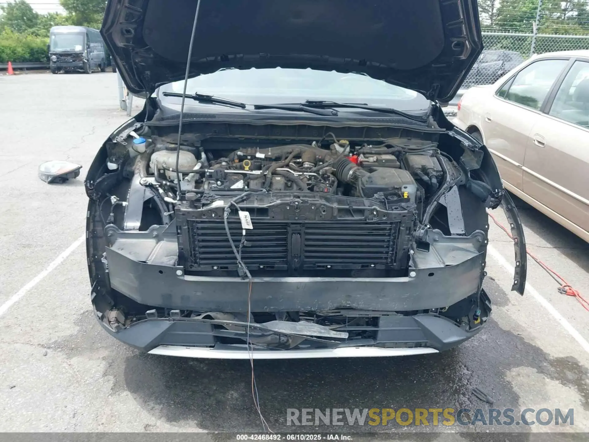 10 Photograph of a damaged car 1FMCU9H90MUA37861 FORD ESCAPE 2021