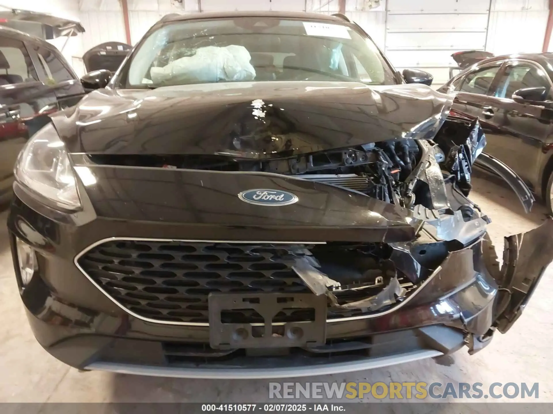 6 Photograph of a damaged car 1FMCU9H92MUA28112 FORD ESCAPE 2021