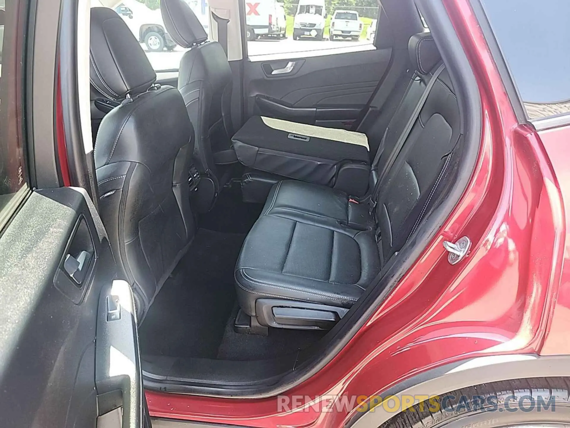 4 Фотография поврежденного автомобиля 1FMCU9H96MUA92332 FORD ESCAPE 2021