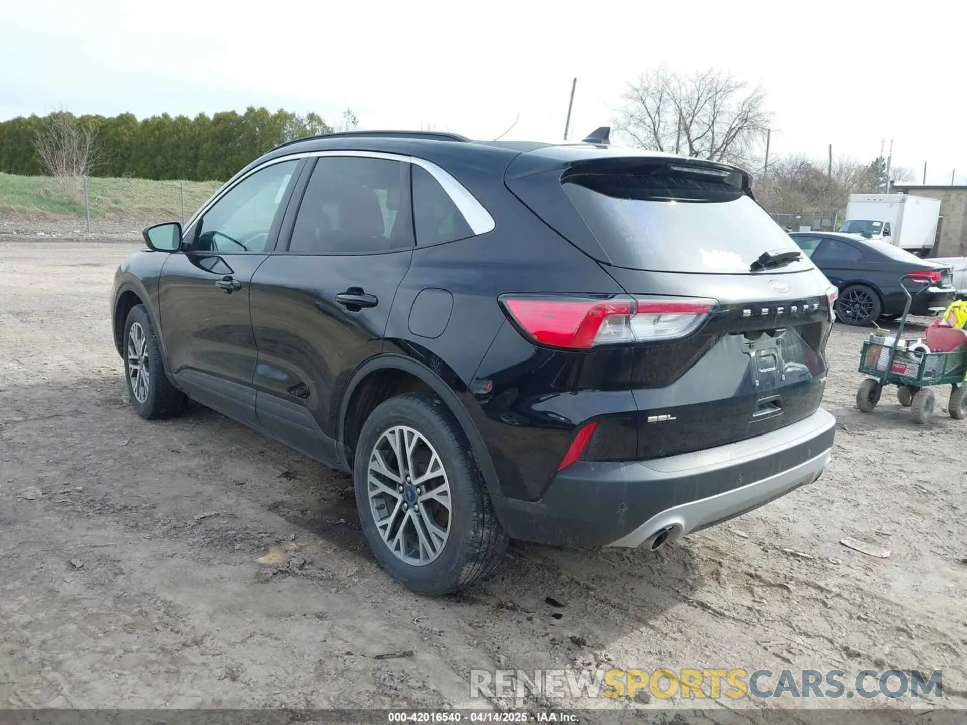 3 Фотография поврежденного автомобиля 1FMCU9H9XMUA60225 FORD ESCAPE 2021