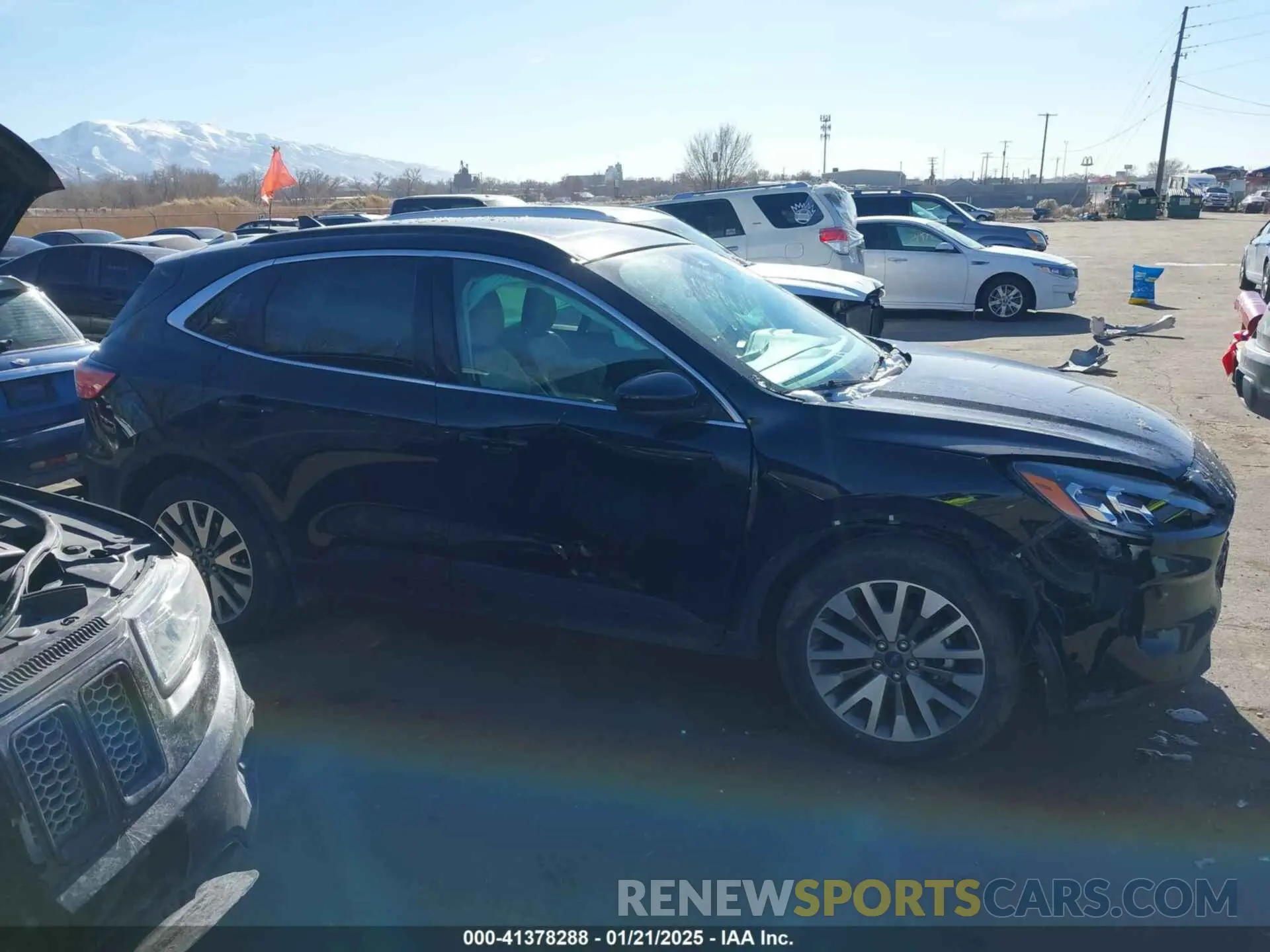 13 Photograph of a damaged car 1FMCU9J96MUA57431 FORD ESCAPE 2021