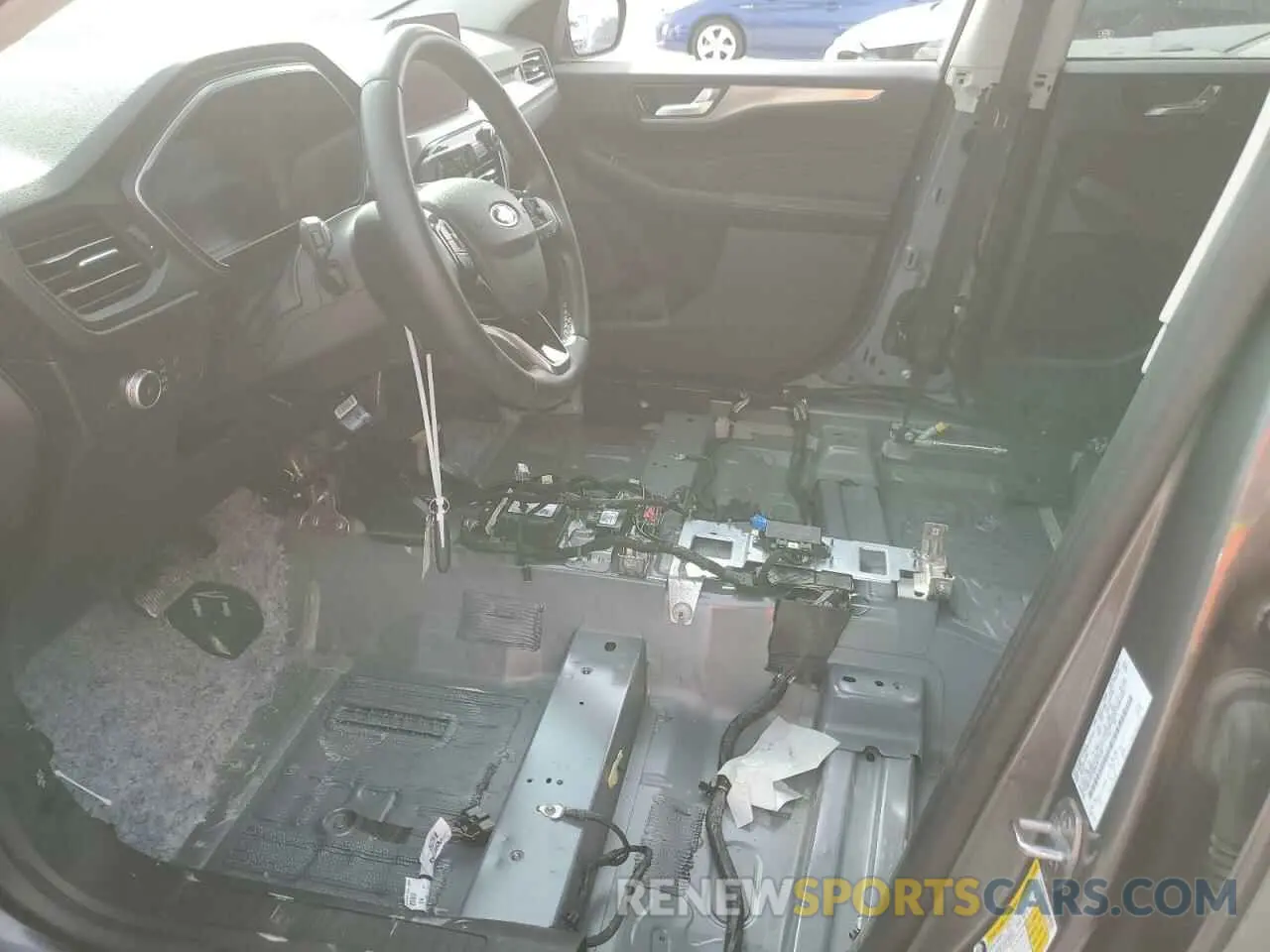 7 Photograph of a damaged car 1FMCU9J99MUB13832 FORD ESCAPE 2021