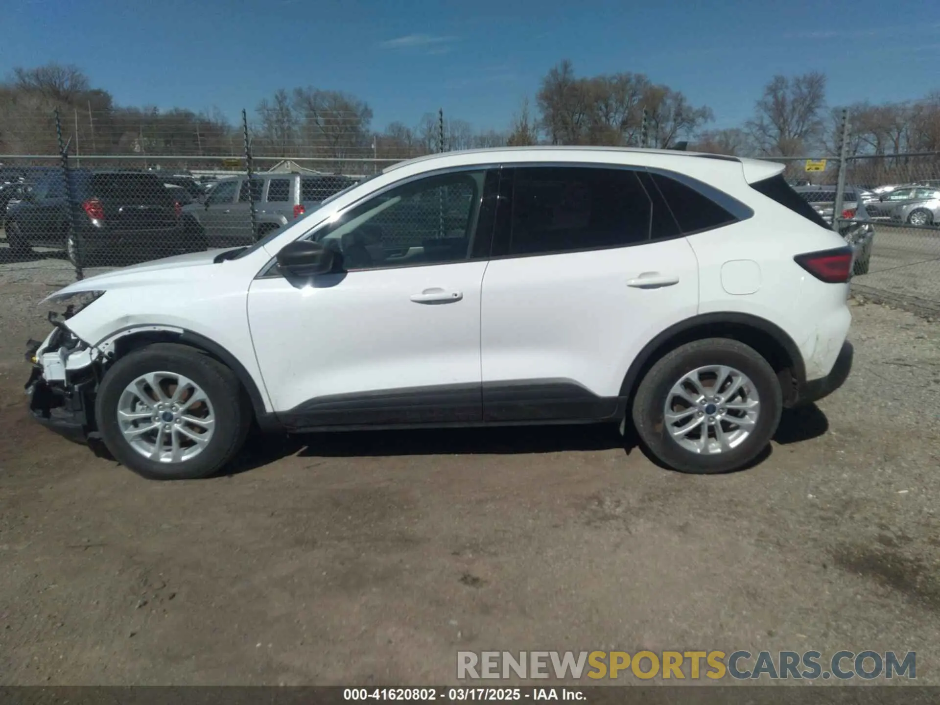 14 Photograph of a damaged car 1FMCU0BZ0NUB45984 FORD ESCAPE 2022