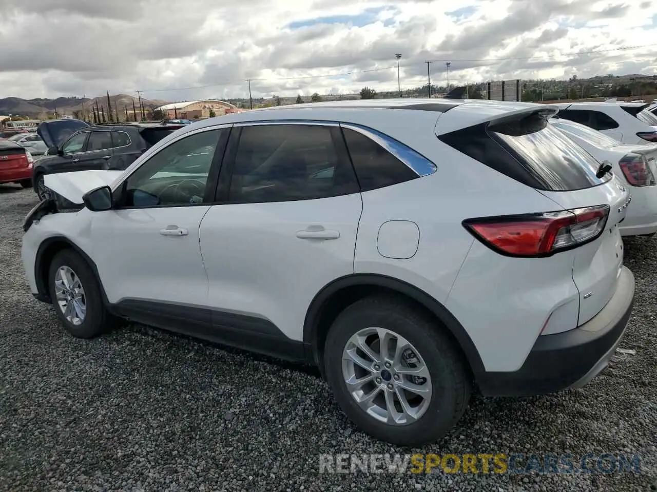 2 Photograph of a damaged car 1FMCU0BZ4NUA80783 FORD ESCAPE 2022