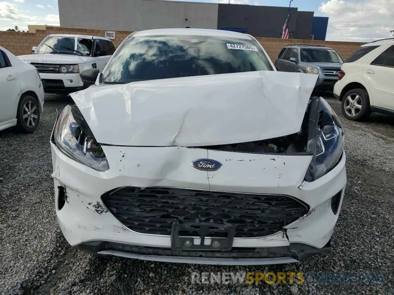 5 Photograph of a damaged car 1FMCU0BZ4NUA80783 FORD ESCAPE 2022