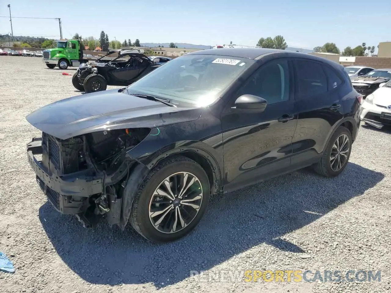 1 Photograph of a damaged car 1FMCU0BZ7NUB08236 FORD ESCAPE 2022