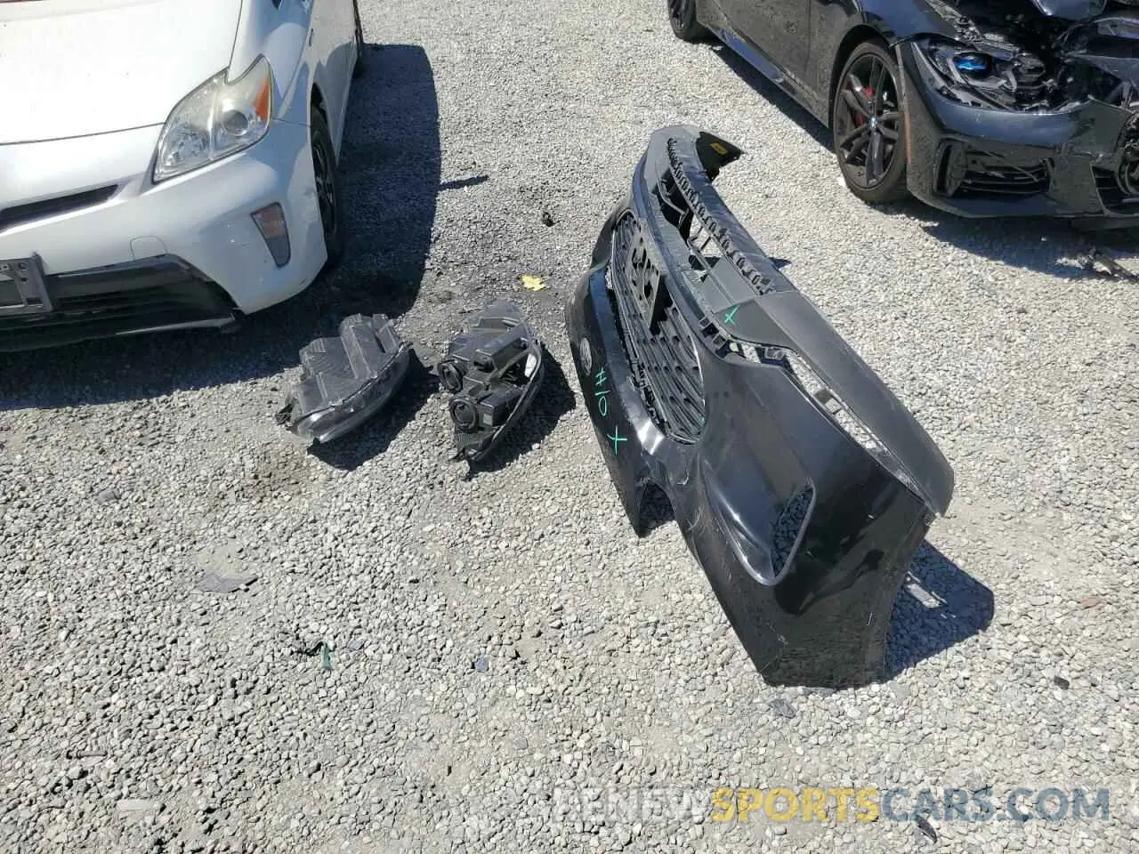13 Photograph of a damaged car 1FMCU0BZ7NUB08236 FORD ESCAPE 2022