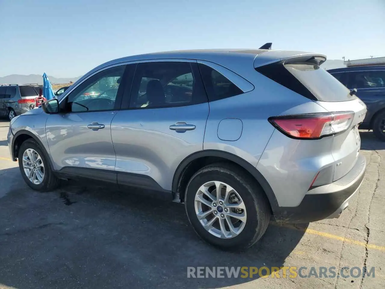 2 Photograph of a damaged car 1FMCU0BZ9NUA28338 FORD ESCAPE 2022