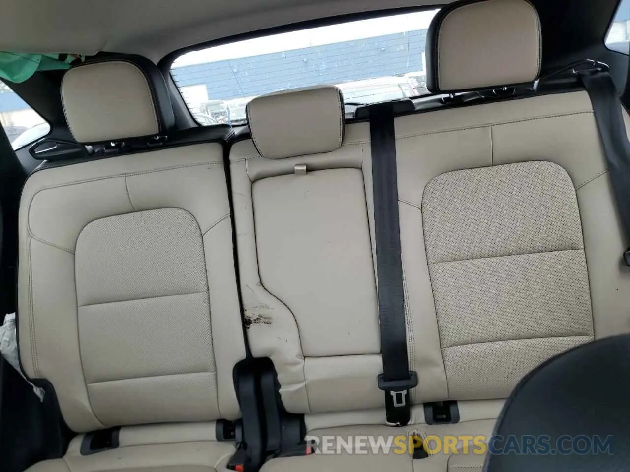 10 Photograph of a damaged car 1FMCU0CZ2NUA86788 FORD ESCAPE 2022