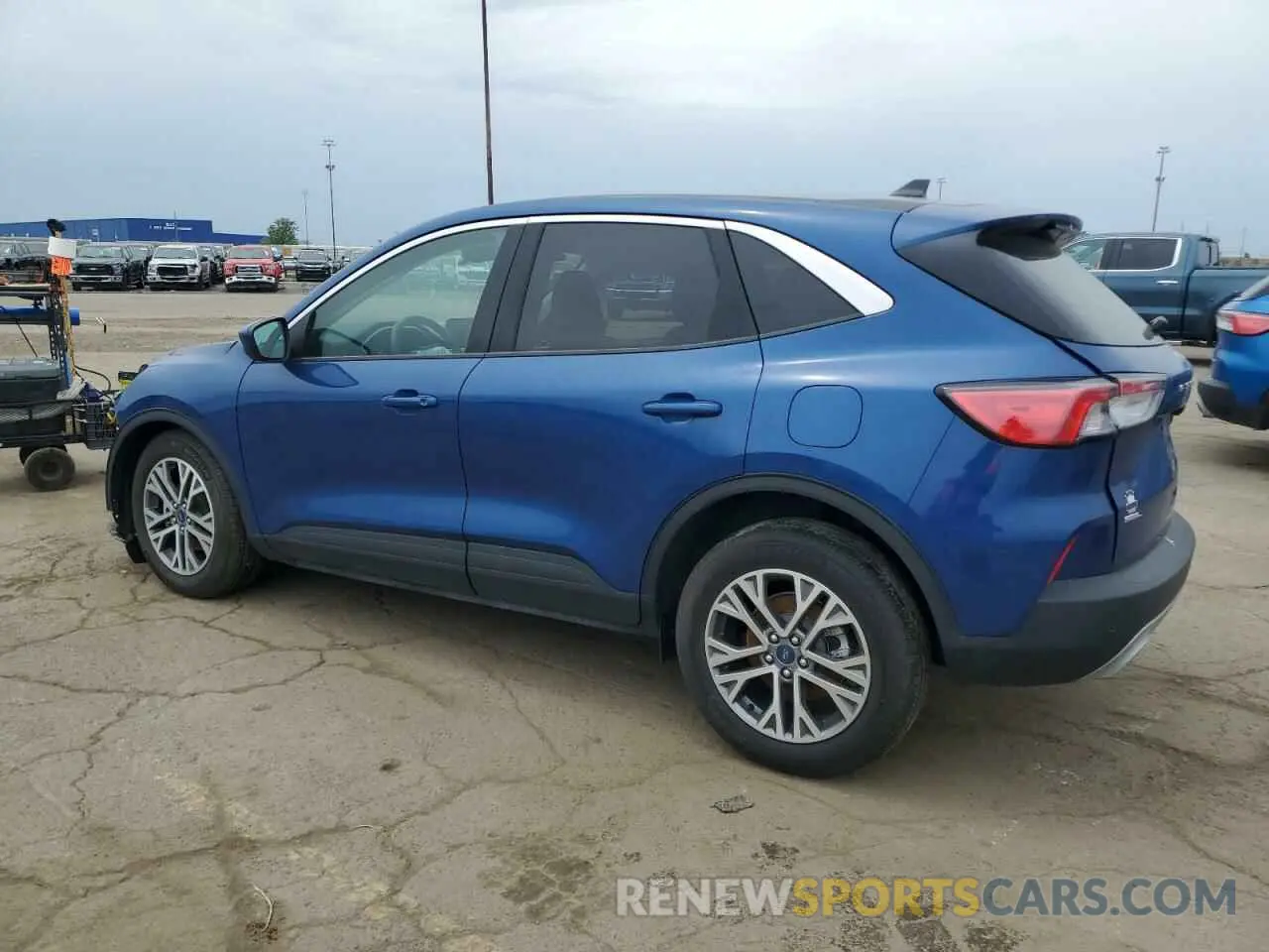 2 Photograph of a damaged car 1FMCU0CZ2NUA86788 FORD ESCAPE 2022