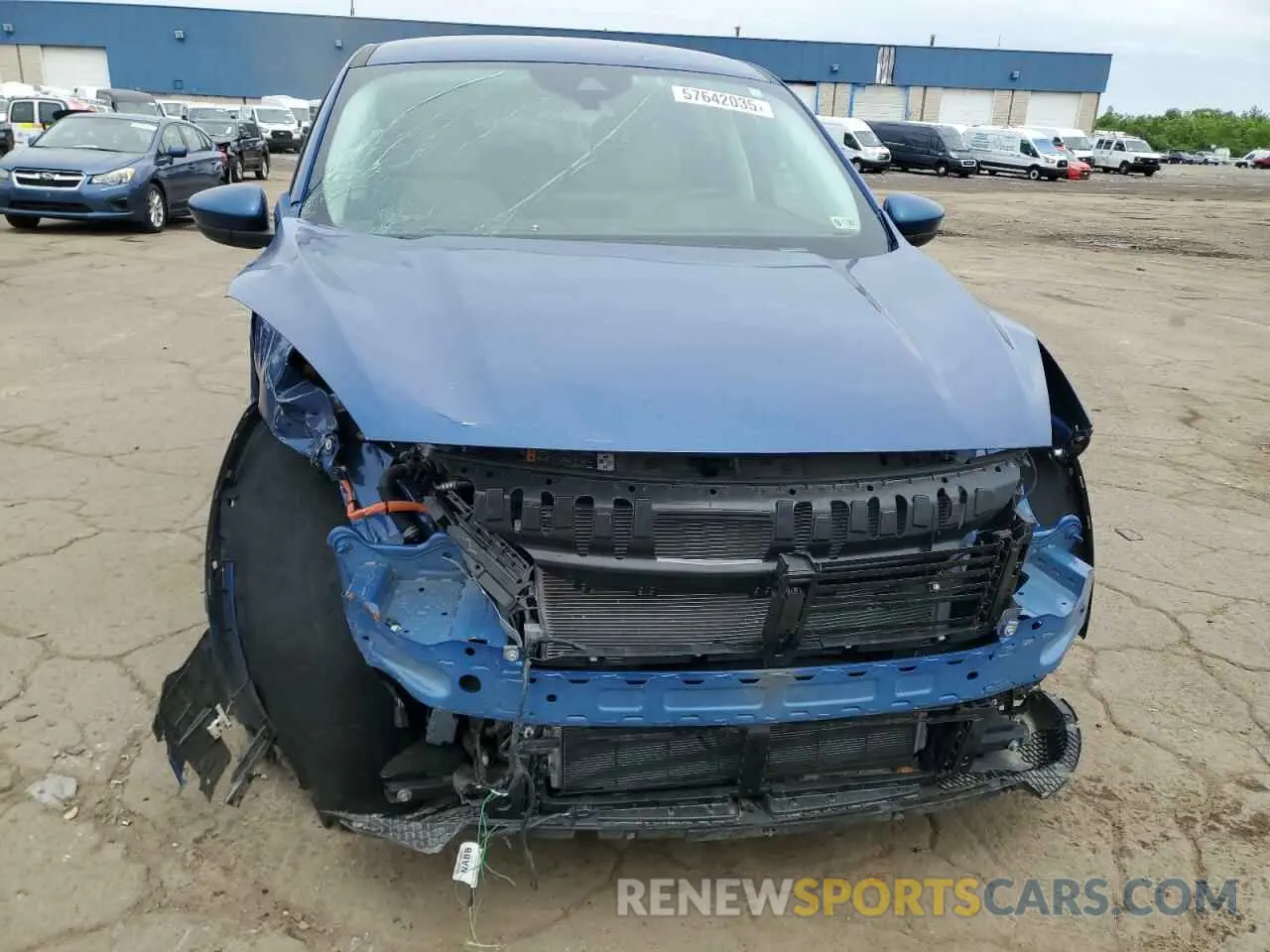 5 Photograph of a damaged car 1FMCU0CZ2NUA86788 FORD ESCAPE 2022