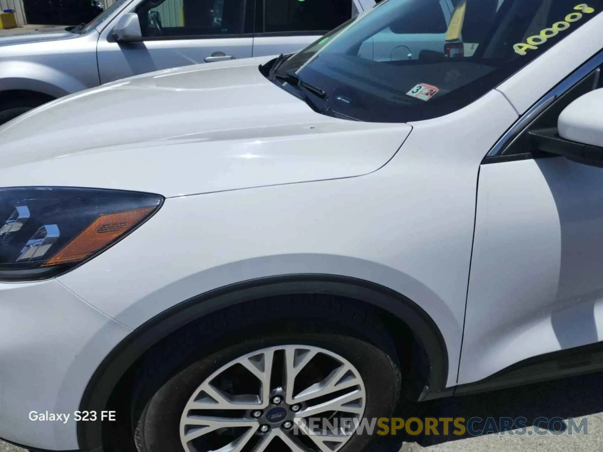 3 Photograph of a damaged car 1FMCU0CZ6NUB23406 FORD ESCAPE 2022