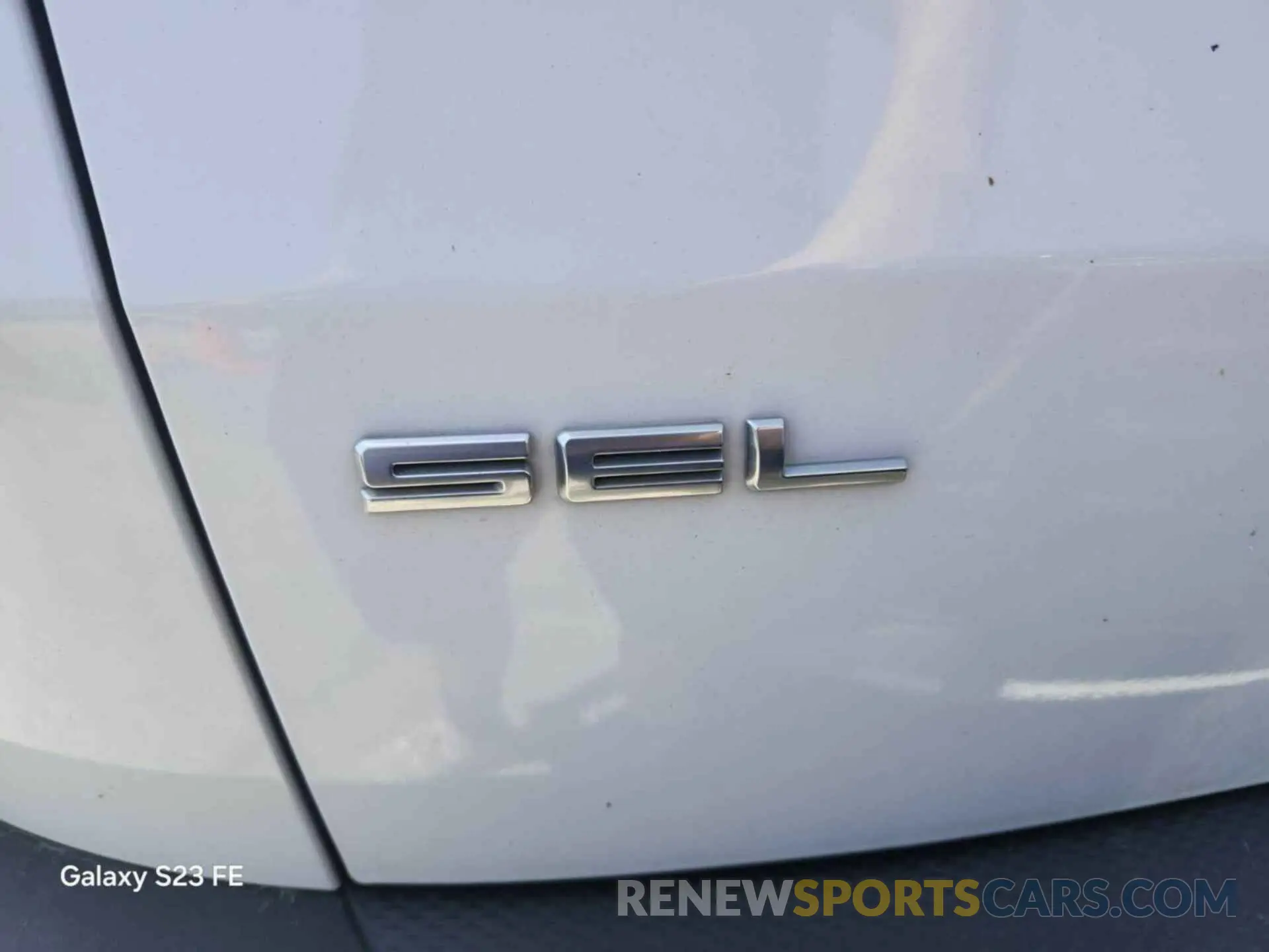 5 Photograph of a damaged car 1FMCU0CZ6NUB23406 FORD ESCAPE 2022