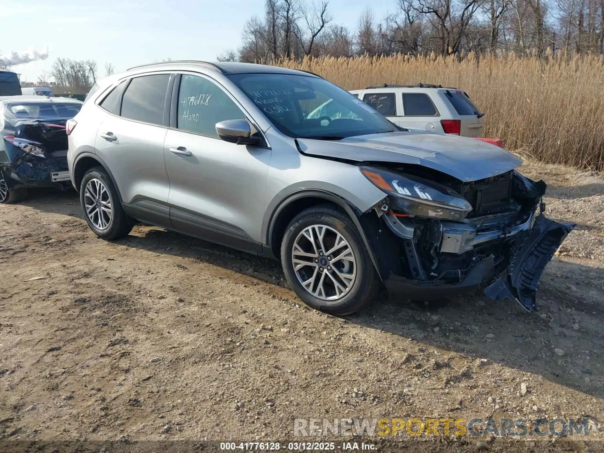 1 Фотография поврежденного автомобиля 1FMCU0CZXNUA97120 FORD ESCAPE 2022