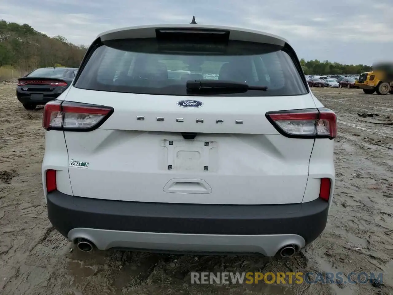 6 Photograph of a damaged car 1FMCU0F60NUB52546 FORD ESCAPE 2022