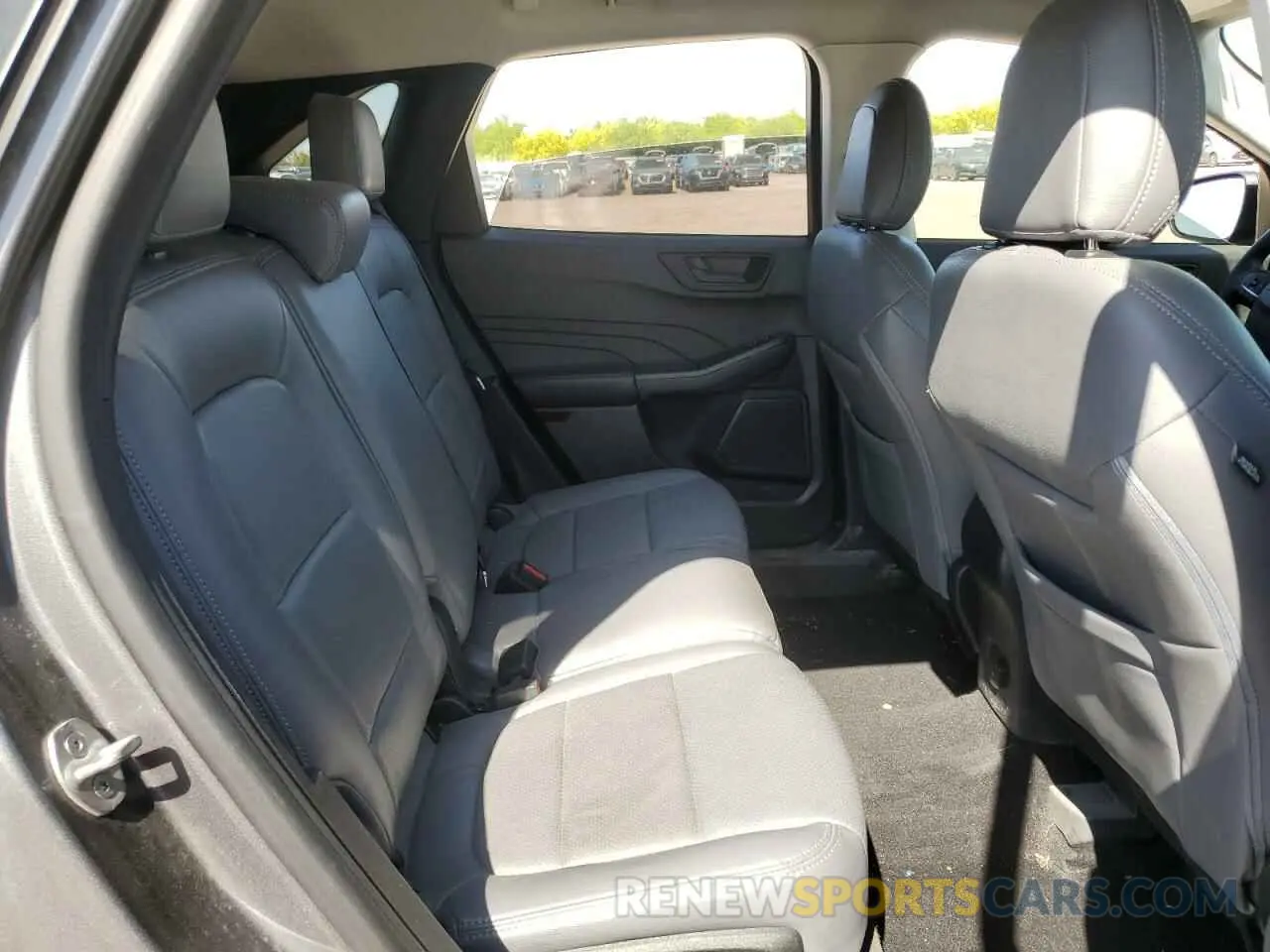 11 Фотография поврежденного автомобиля 1FMCU0F65NUB39601 FORD ESCAPE 2022