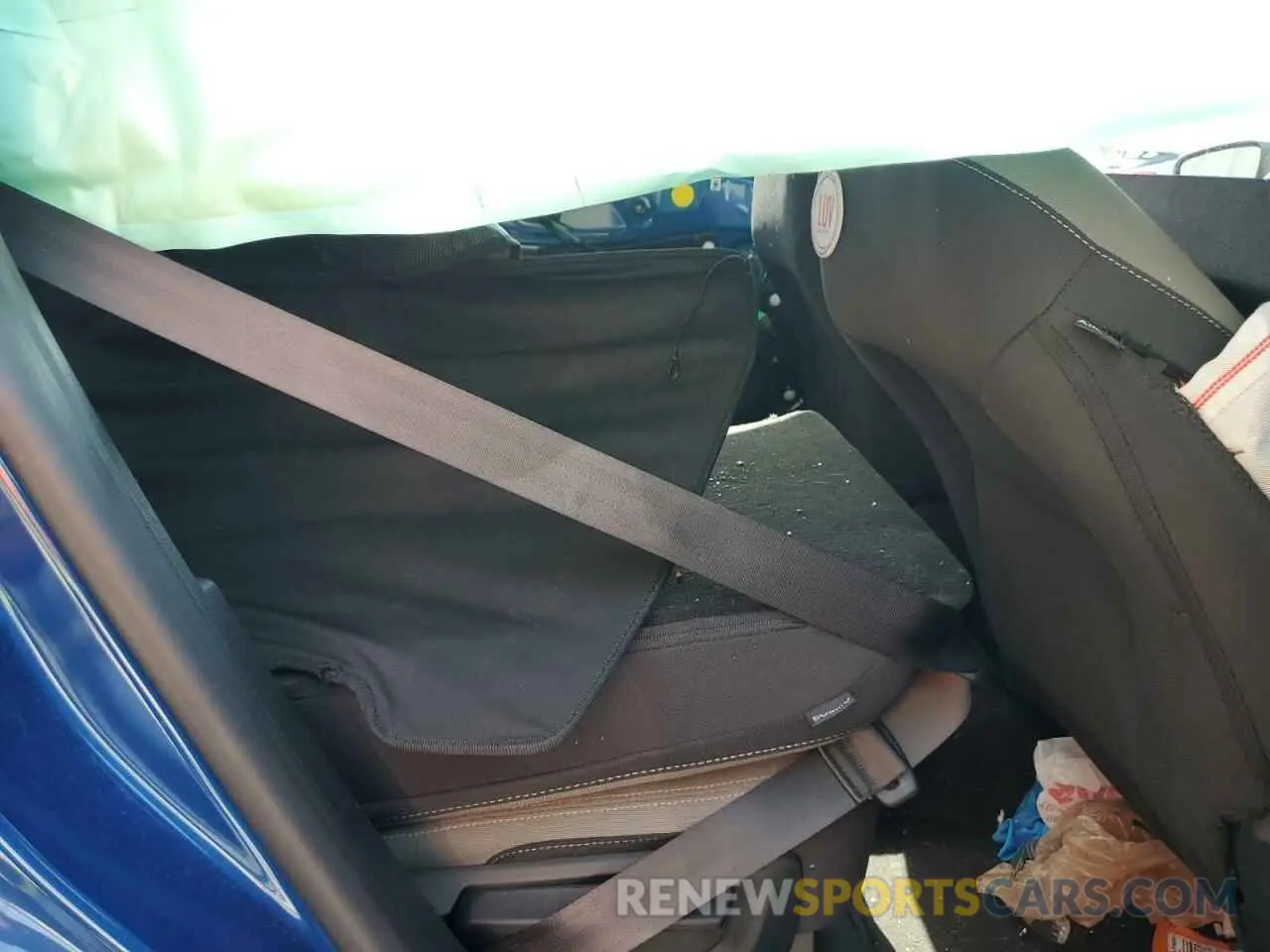 11 Photograph of a damaged car 1FMCU0F69NUB18377 FORD ESCAPE 2022