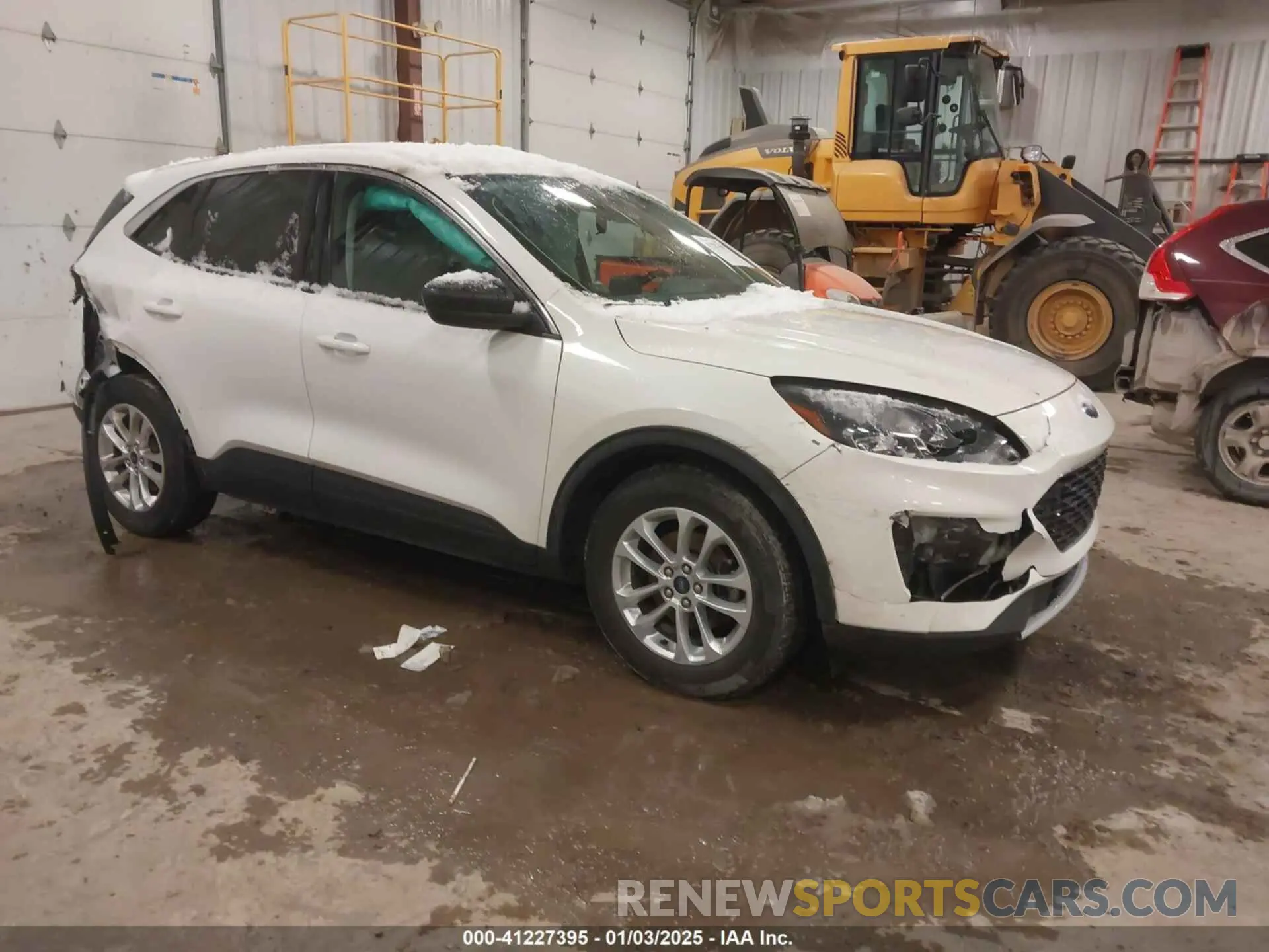1 Фотография поврежденного автомобиля 1FMCU0G60NUA22541 FORD ESCAPE 2022
