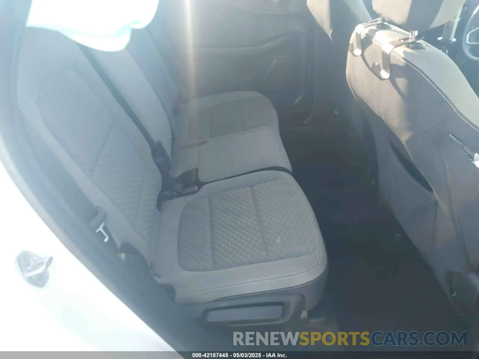 8 Фотография поврежденного автомобиля 1FMCU0G60NUA62683 FORD ESCAPE 2022