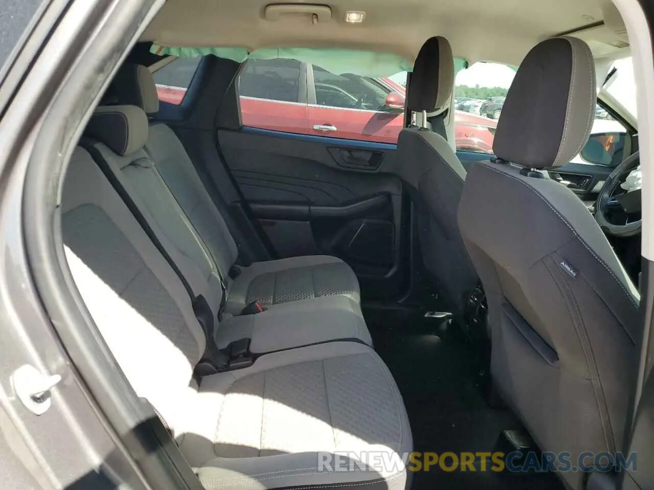 11 Фотография поврежденного автомобиля 1FMCU0G60NUB39617 FORD ESCAPE 2022