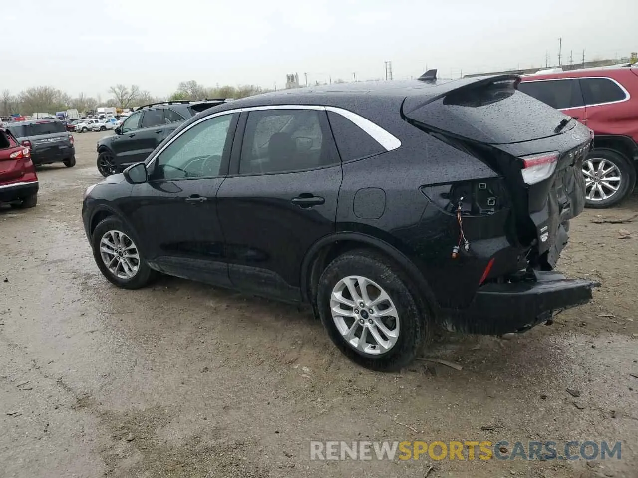 2 Photograph of a damaged car 1FMCU0G60NUC02411 FORD ESCAPE 2022