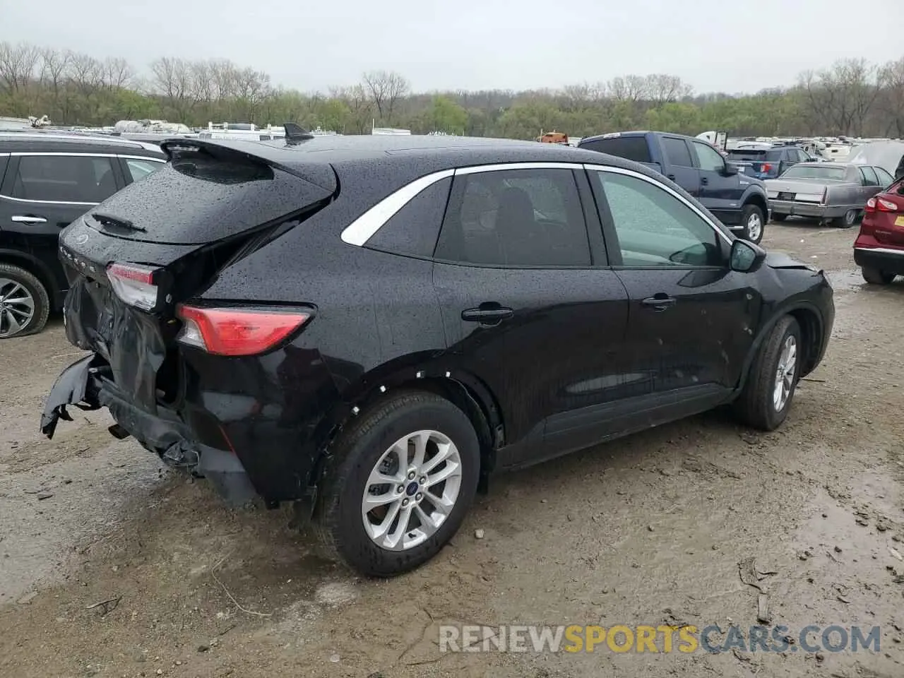 3 Photograph of a damaged car 1FMCU0G60NUC02411 FORD ESCAPE 2022