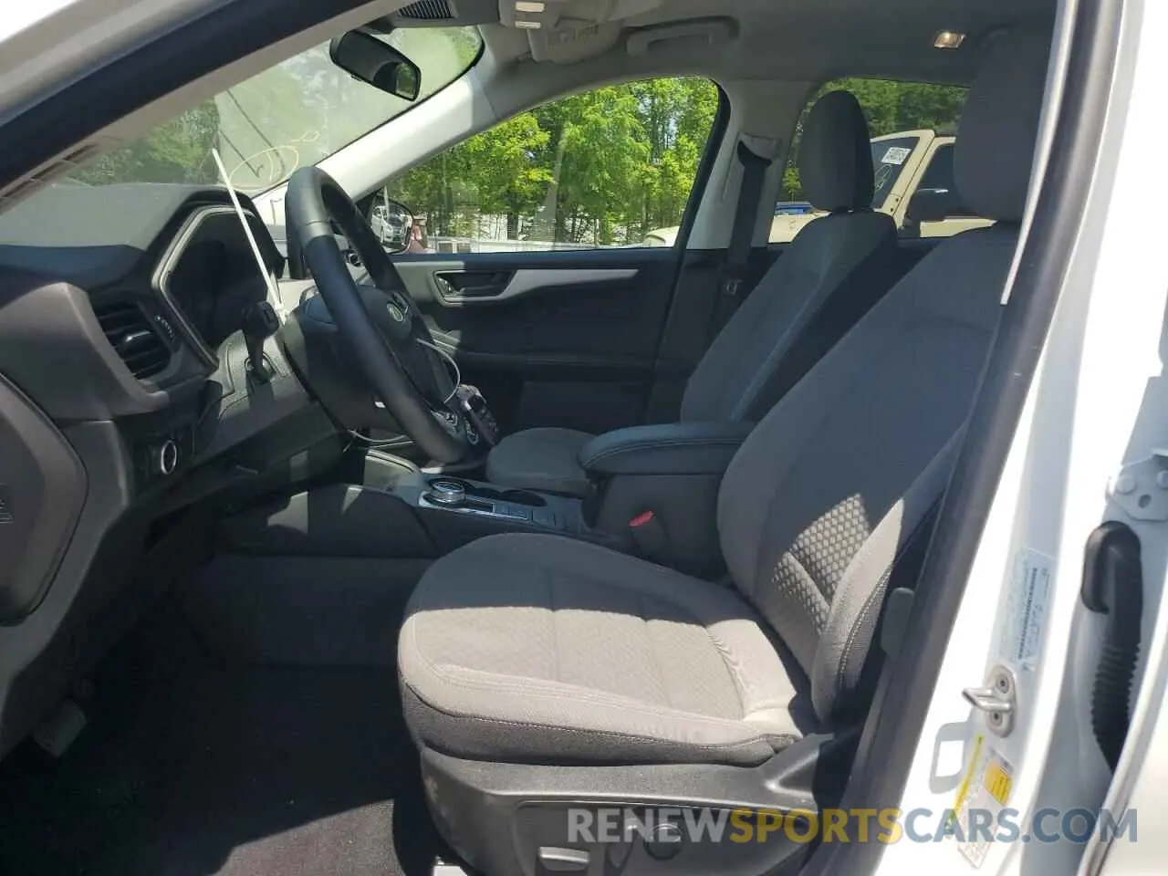 7 Фотография поврежденного автомобиля 1FMCU0G60NUC04269 FORD ESCAPE 2022
