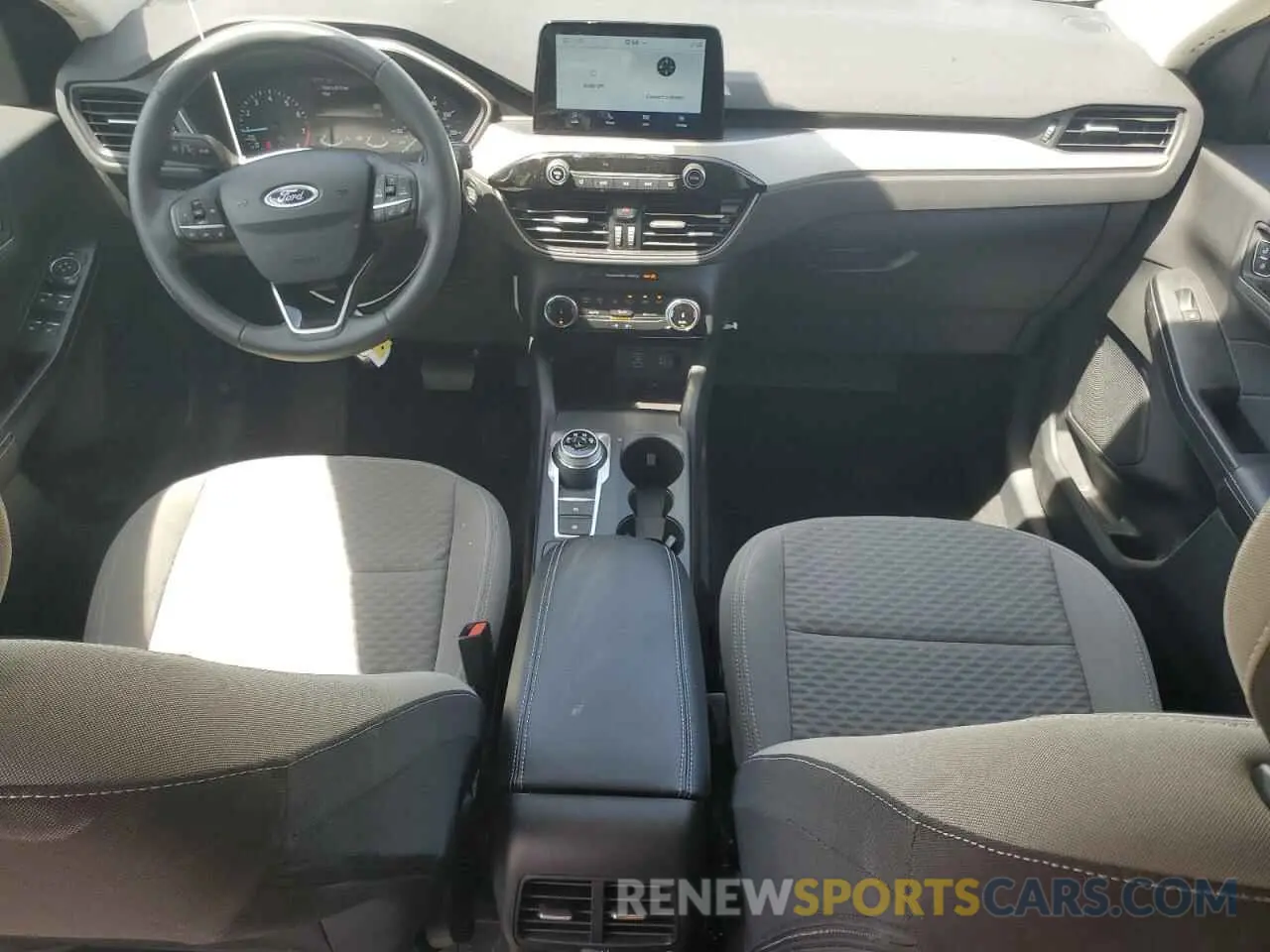 8 Фотография поврежденного автомобиля 1FMCU0G60NUC04269 FORD ESCAPE 2022