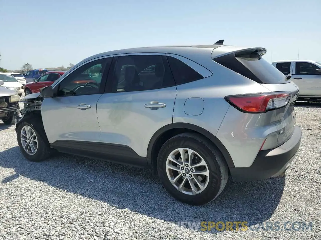 2 Photograph of a damaged car 1FMCU0G61NUB43904 FORD ESCAPE 2022
