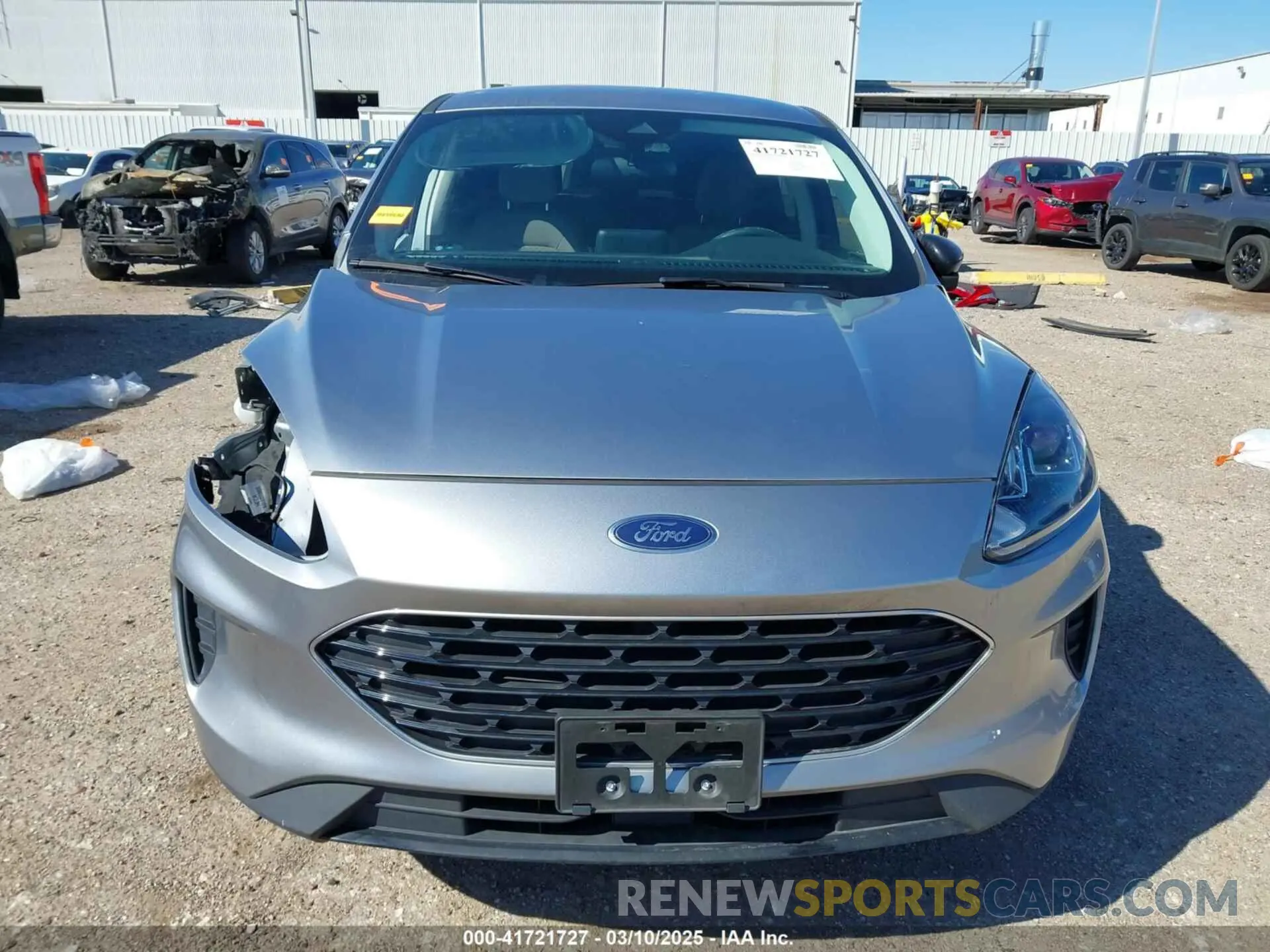 13 Photograph of a damaged car 1FMCU0G62NUA89710 FORD ESCAPE 2022