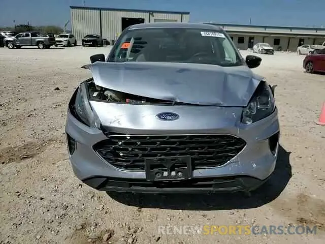 10 Photograph of a damaged car 1FMCU0G64NUA89272 FORD ESCAPE 2022