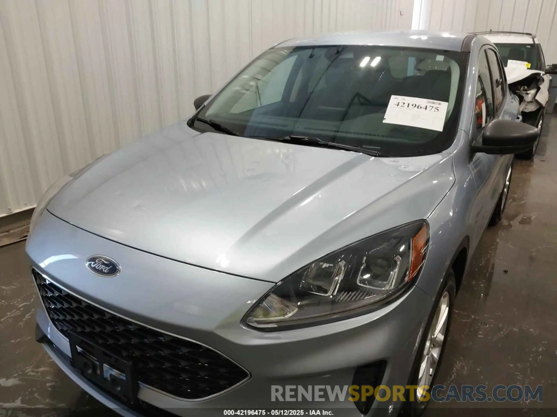 6 Photograph of a damaged car 1FMCU0G64NUB71518 FORD ESCAPE 2022