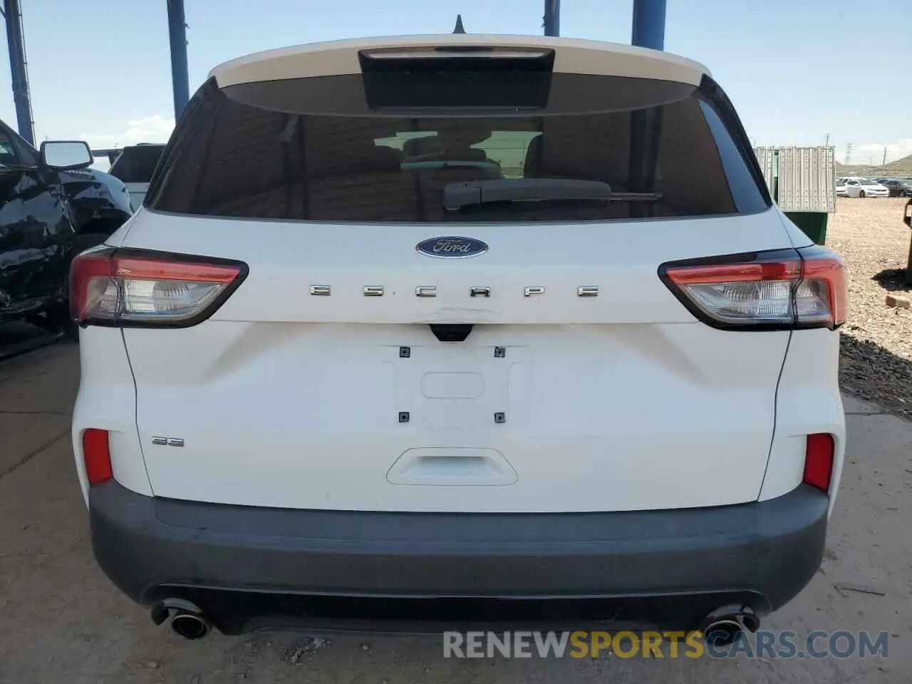 6 Photograph of a damaged car 1FMCU0G65NUA90950 FORD ESCAPE 2022
