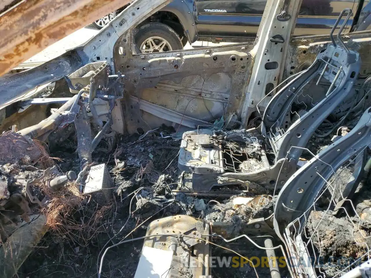 7 Photograph of a damaged car 1FMCU0G66NUA04920 FORD ESCAPE 2022